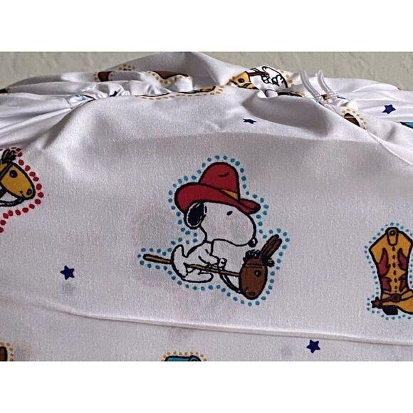 4 Pc PEANUTS Snoopy Cowboy QUEEN Sheet Set By Berkshire Super Soft White NEW - Picture 3 of 12